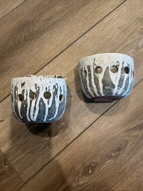 White and Gray Ceramic Wall Plant Holders- Set of 2